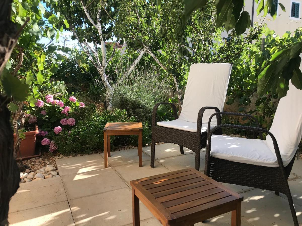 Hvar Apartments Felix Хвар Екстериор снимка