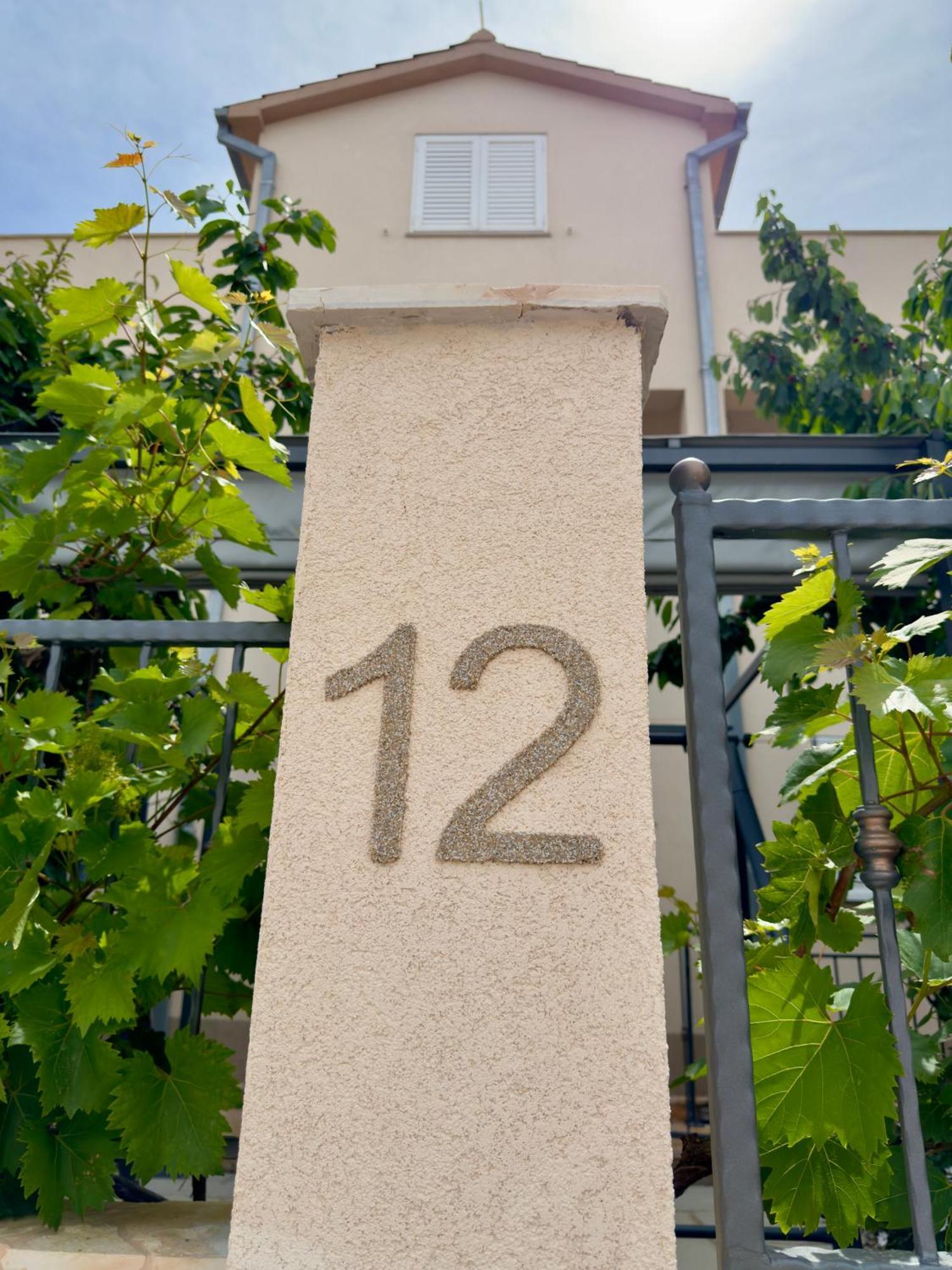Hvar Apartments Felix Хвар Екстериор снимка