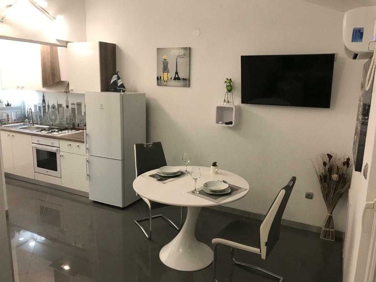 Hvar Apartments Felix Хвар Екстериор снимка